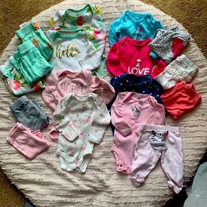 17pcs Newborn bundle - 9 pants & 8 long sleeves